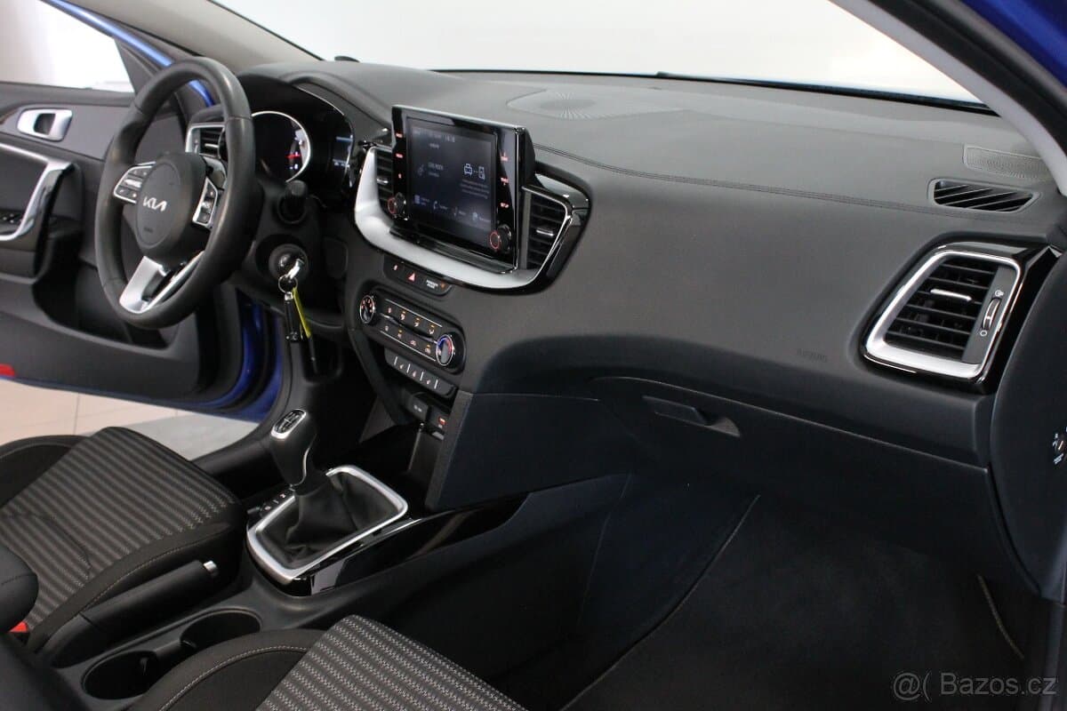 2023 Kia CEE'D - 12