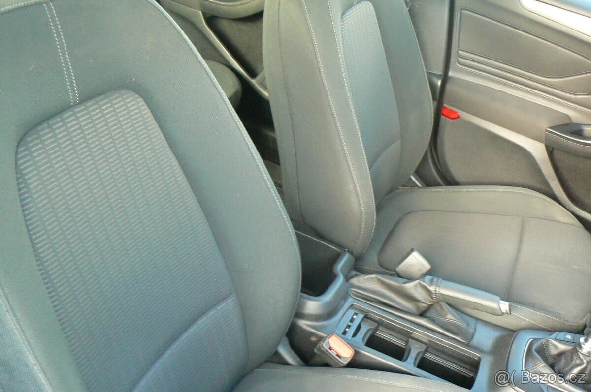 2020 Ford FOCUS - 12