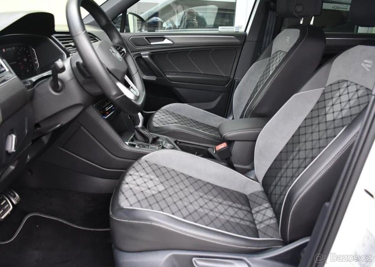 2023 Volkswagen TIGUAN - 12