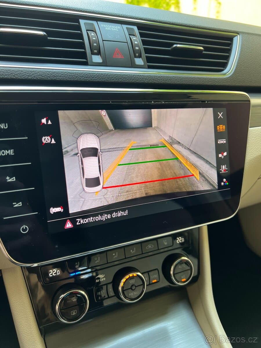 2019 Škoda SUPERB - 12