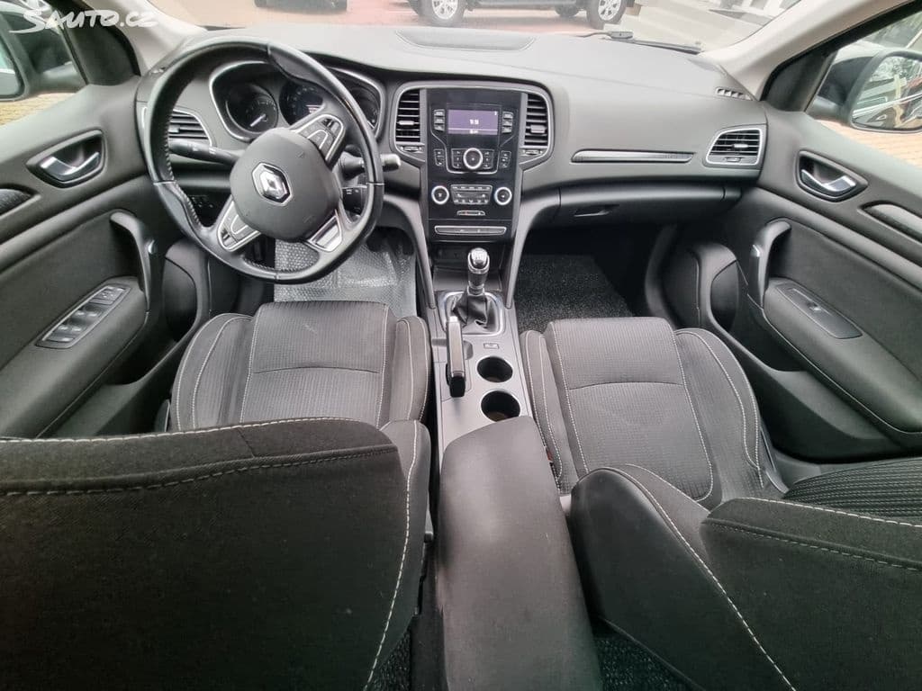 2017 Renault MEGANE - 12