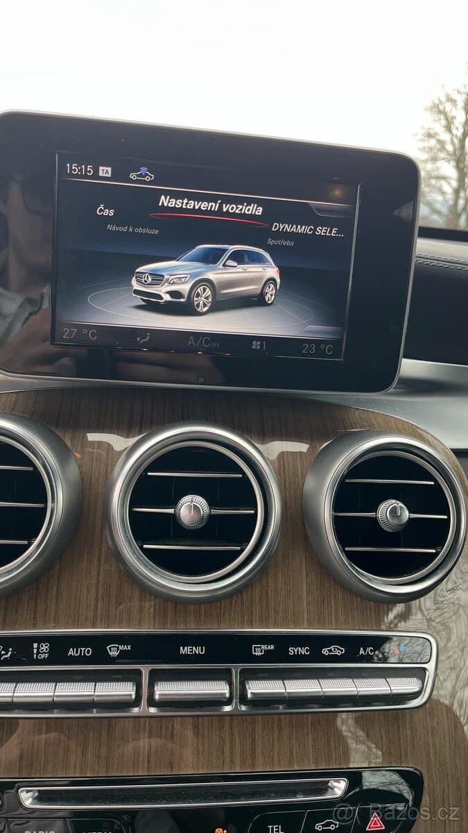 2017 Mercedes-Benz GLC - 12