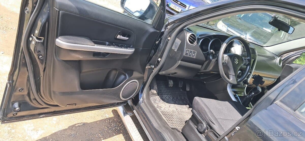 2006 Suzuki GRAND - 12