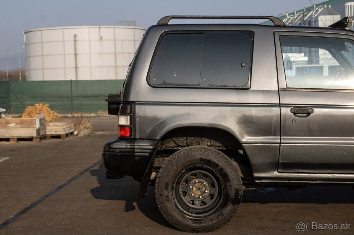 1996 Mitsubishi PAJERO - 12