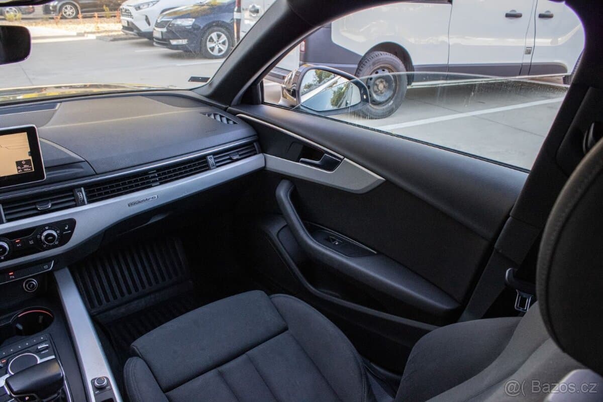 2017 Audi A4 - 12