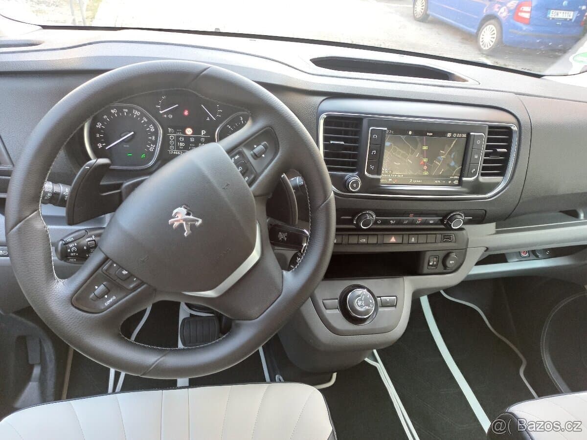 2017 Peugeot EXPERT - 12