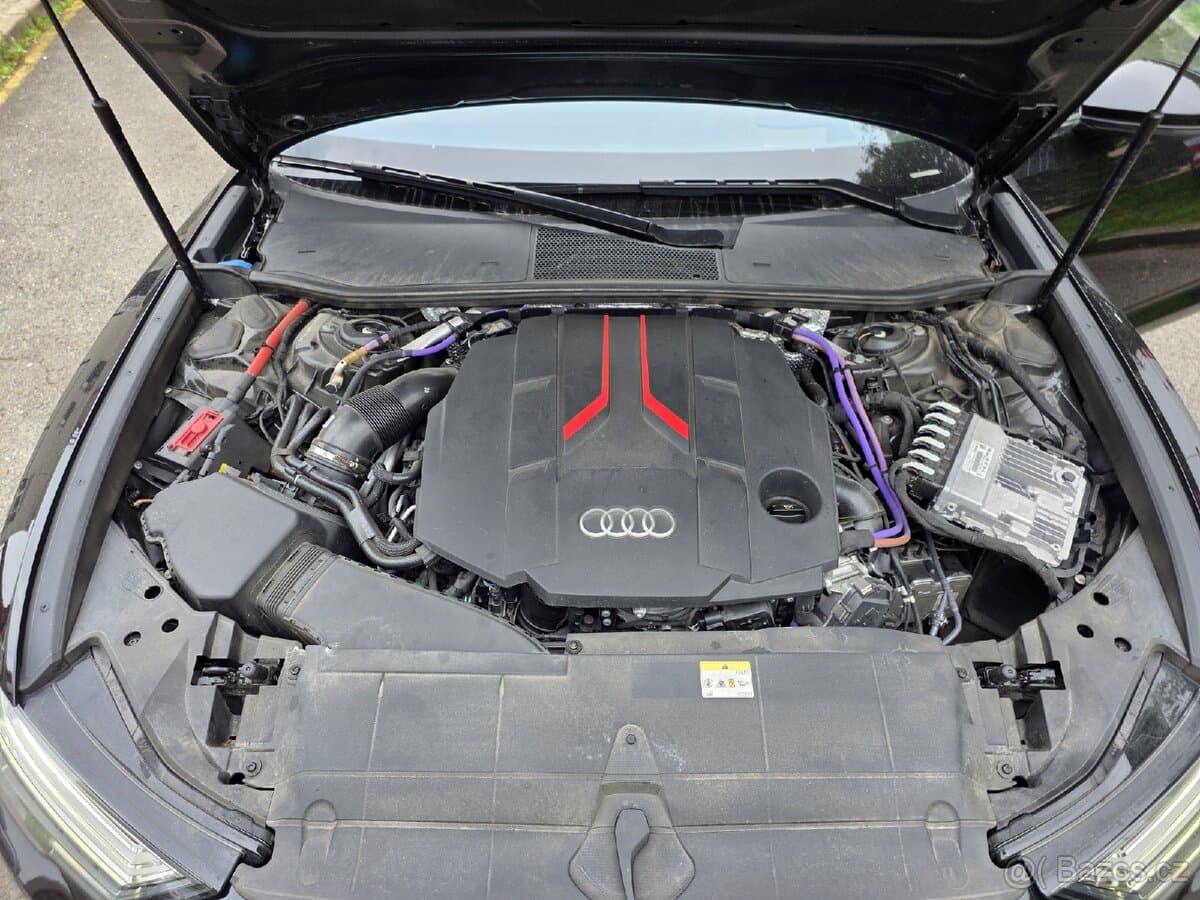 2022 Audi S6 - 12