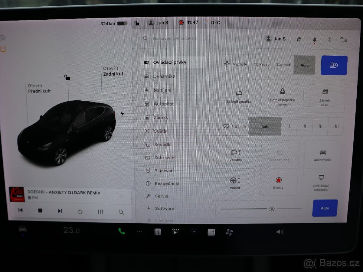 2022 Tesla MODEL Y - 12