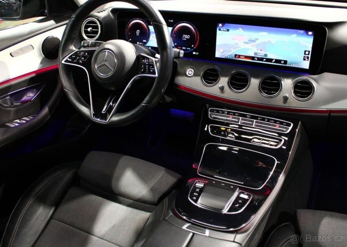 2022 Mercedes-Benz E-CLASS - 12