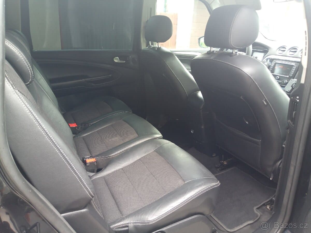 2011 Ford GALAXY - 12