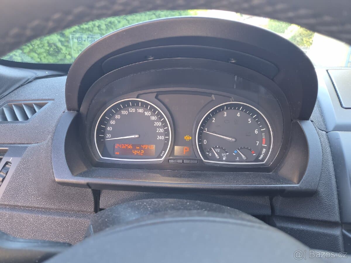 2005 BMW X3 - 12