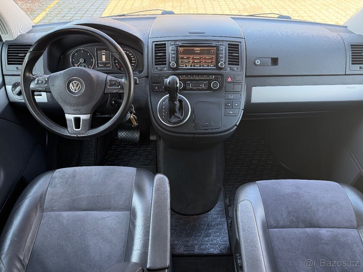 2012 Volkswagen MULTIVAN - 12