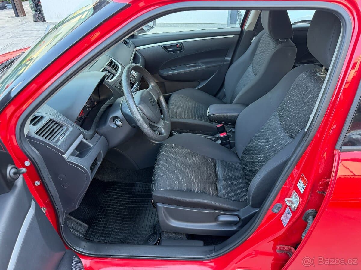 2012 Suzuki SWIFT - 12