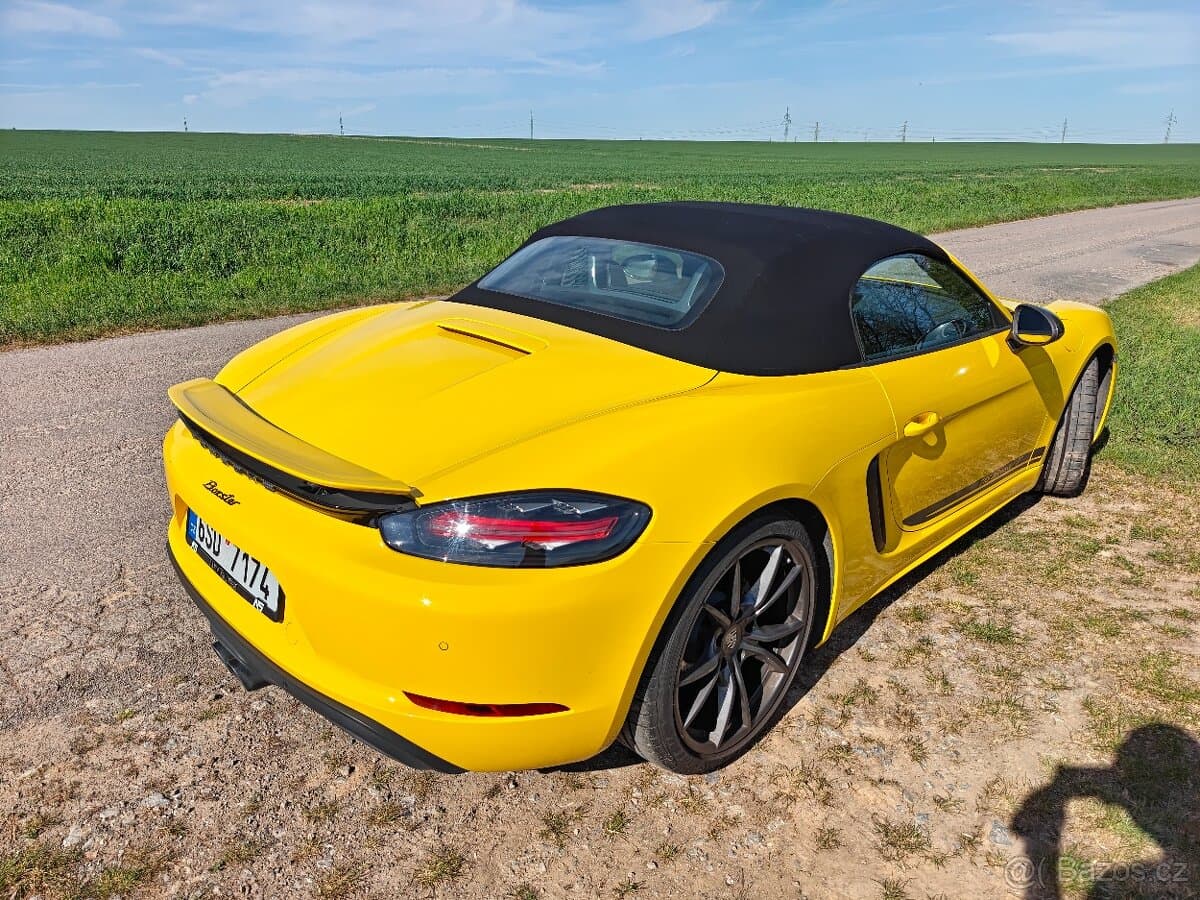 Porsche 718 - 12