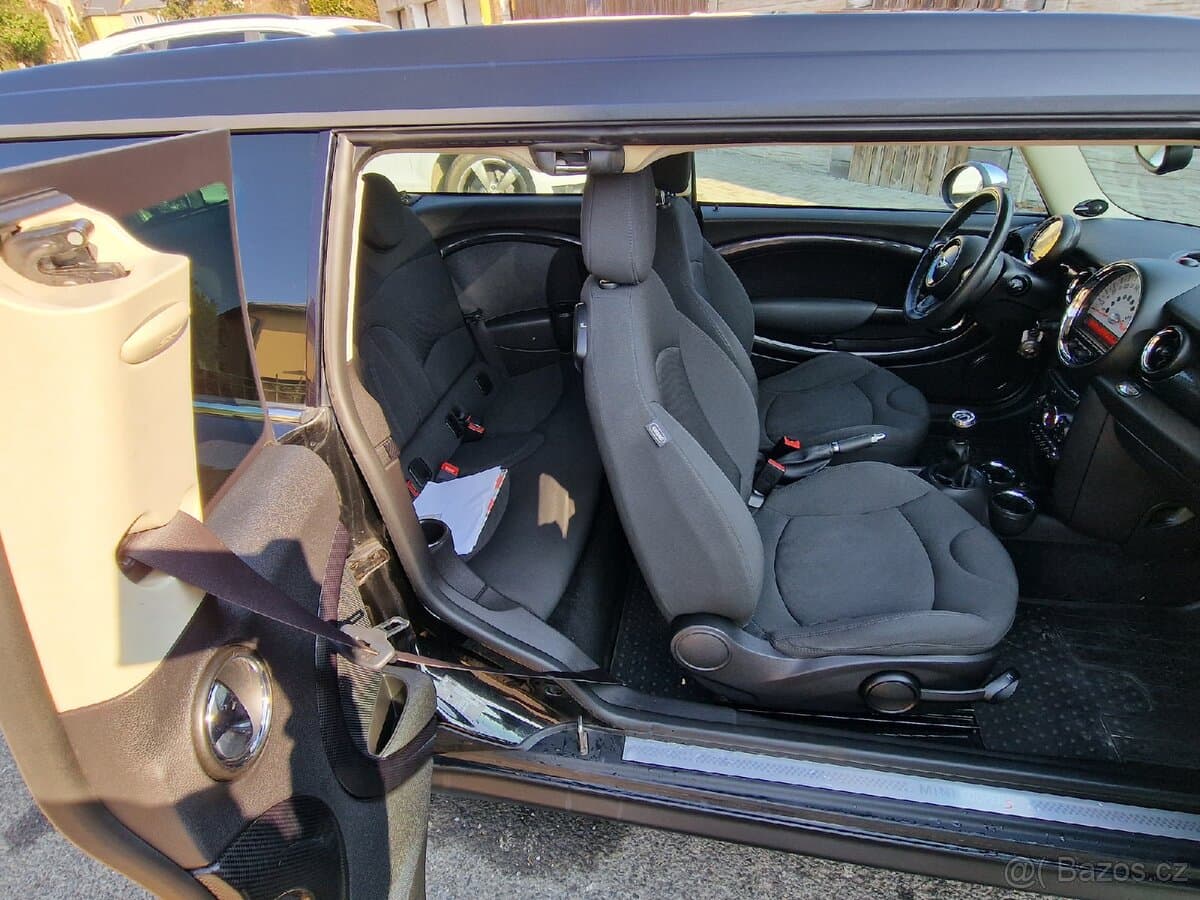 2013 Mini CLUBMAN - 12