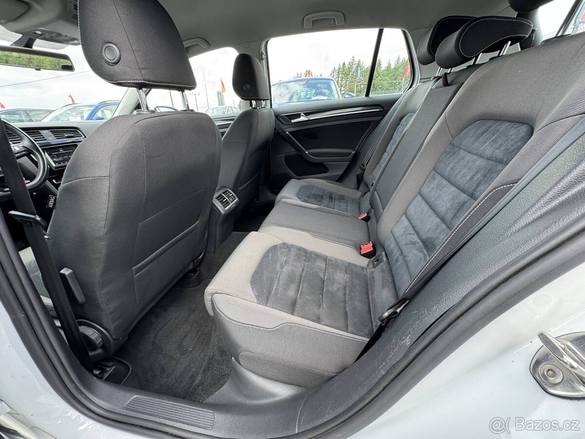 2013 Volkswagen GOLF - 12