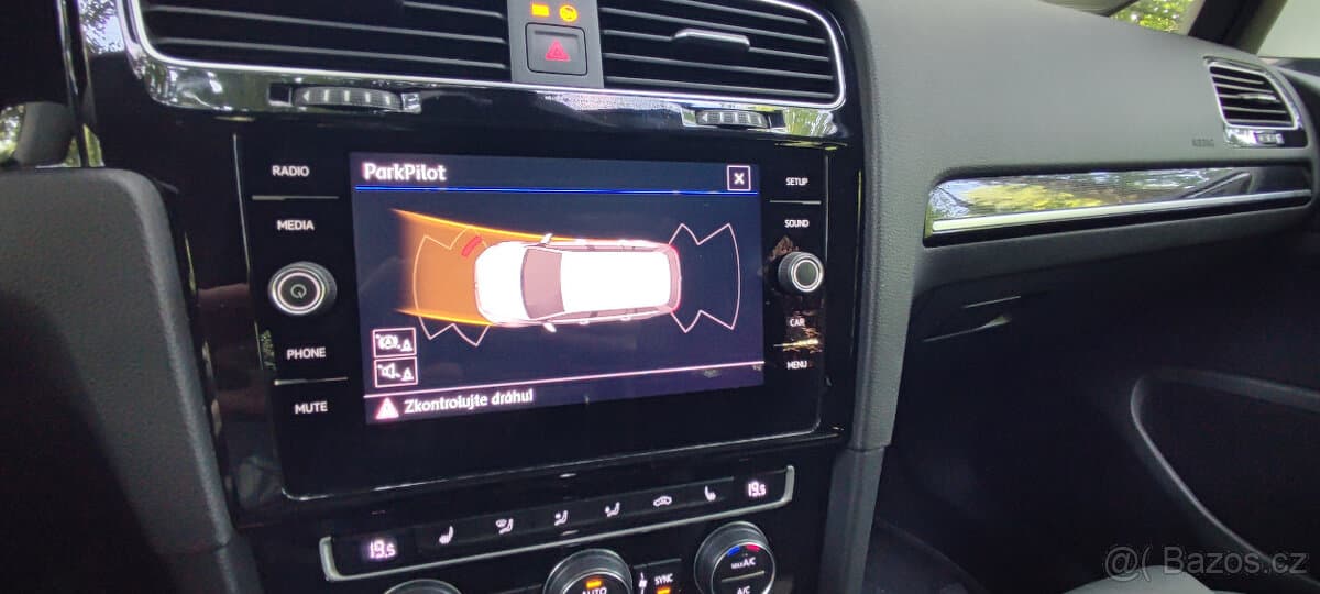 2019 Volkswagen GOLF - 12