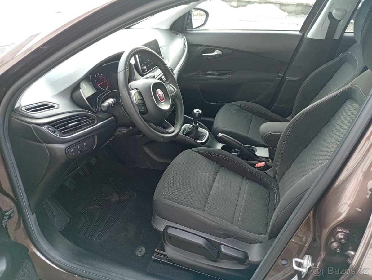 2017 Fiat TIPO - 12
