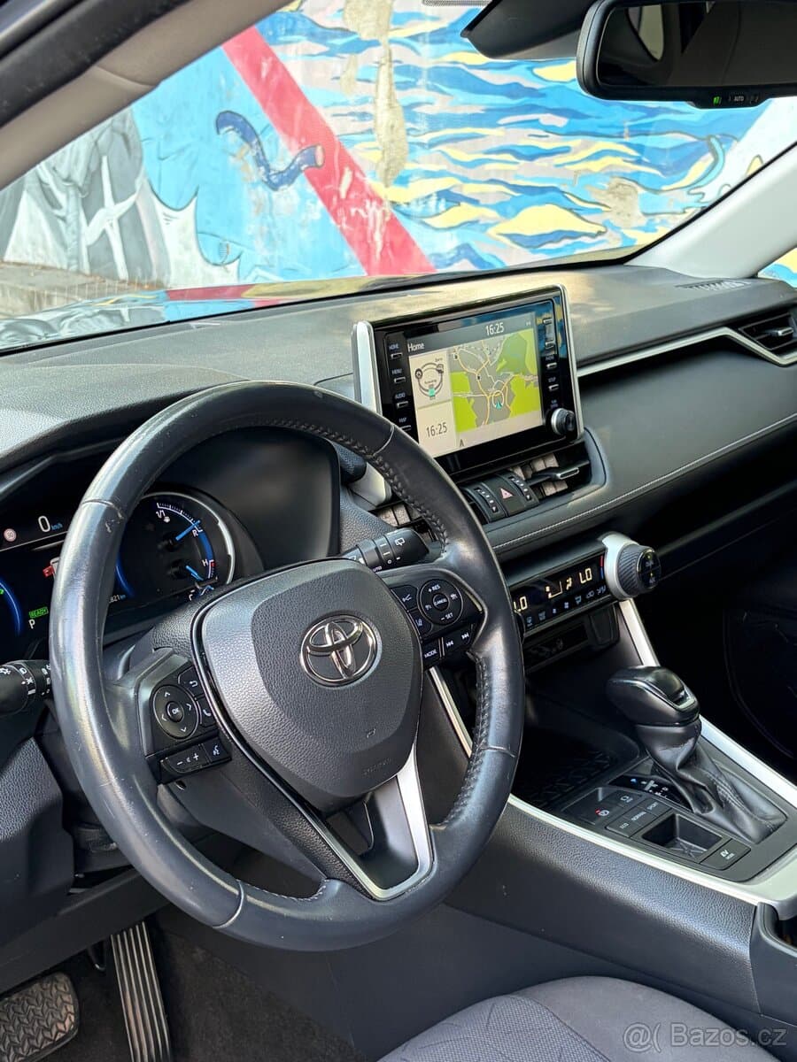 2021 Toyota RAV4 - 12
