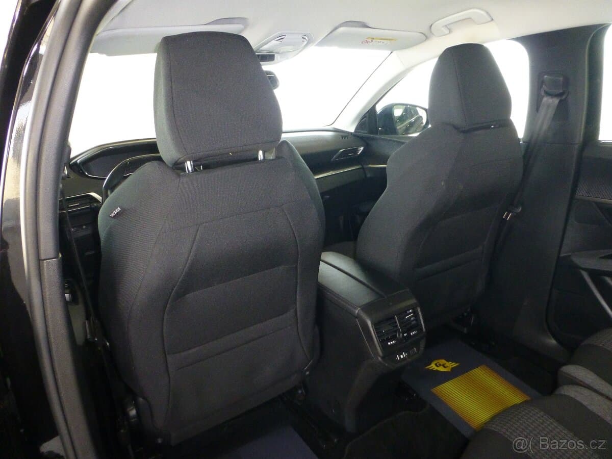 2022 Peugeot 5008 - 13