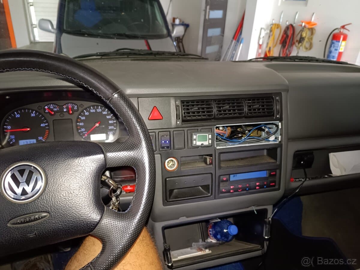 Volkswagen TRANSPORTER - 13