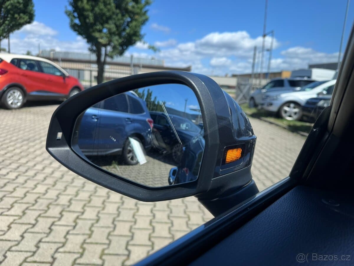 2017 Audi A4 - 13