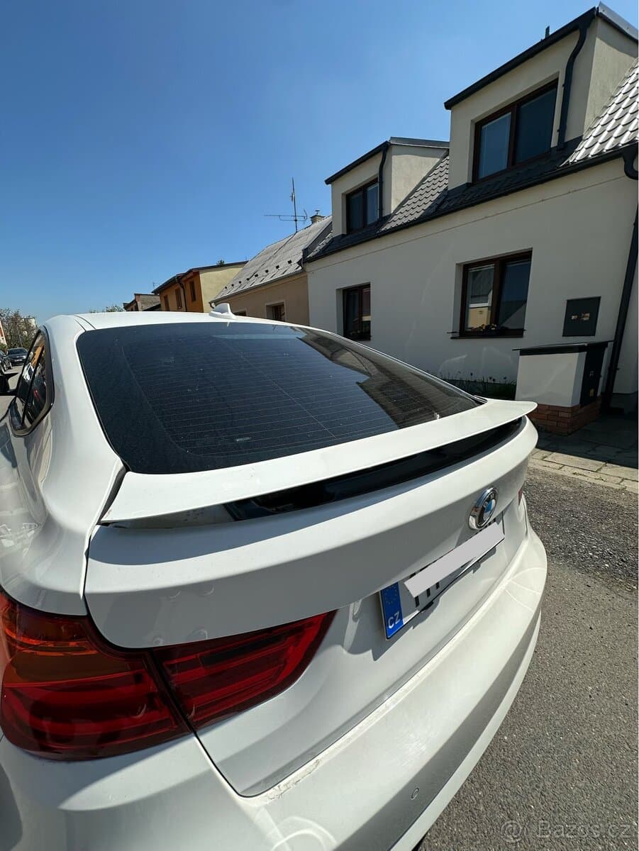 2015 BMW M3 - 13