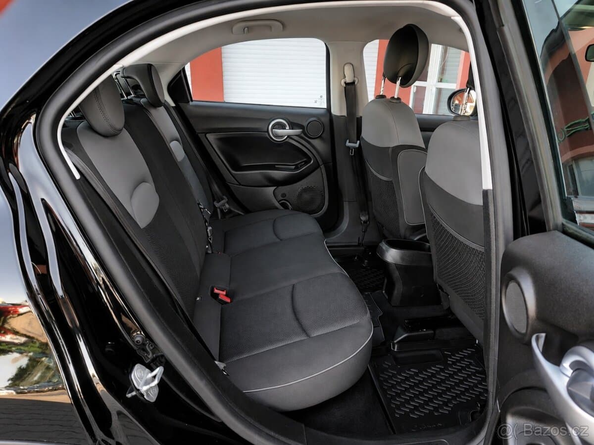 2015 Fiat 500X - 13