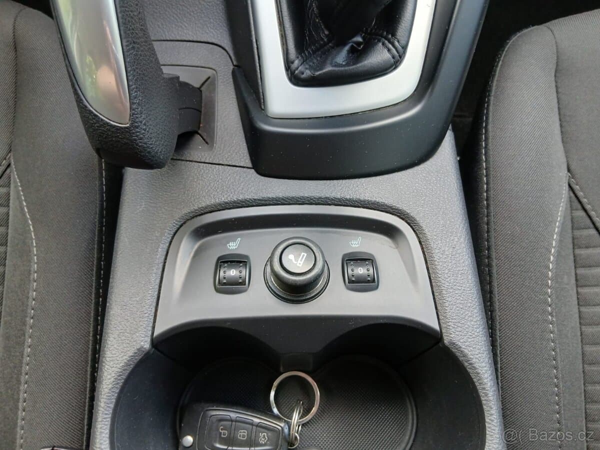 2012 Ford FOCUS - 13
