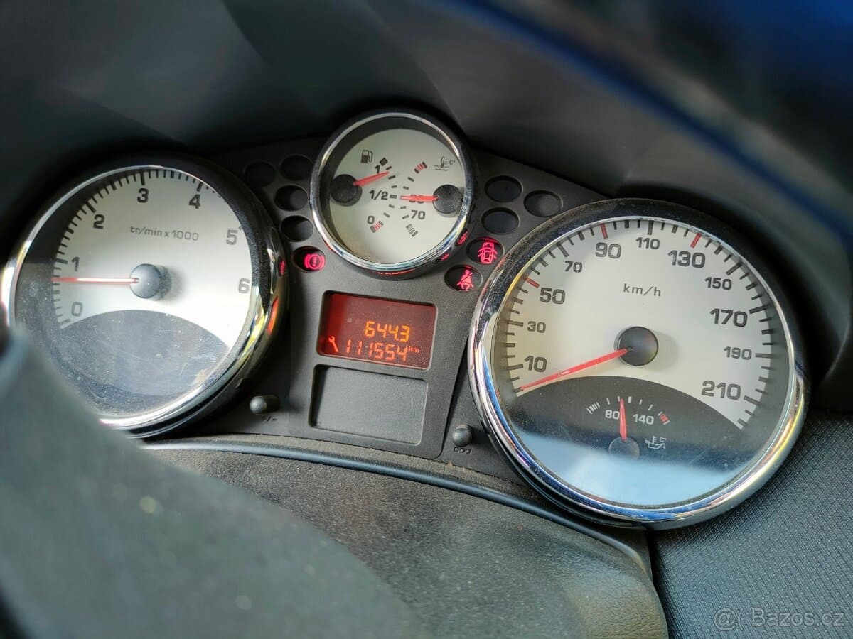 2009 Peugeot 207 - 13