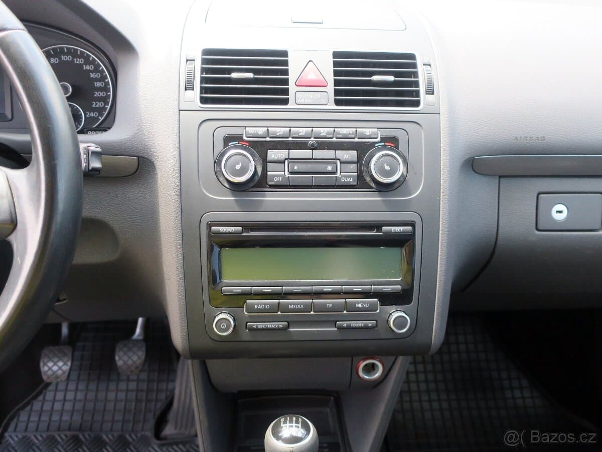 2011 Volkswagen TOURAN - 13
