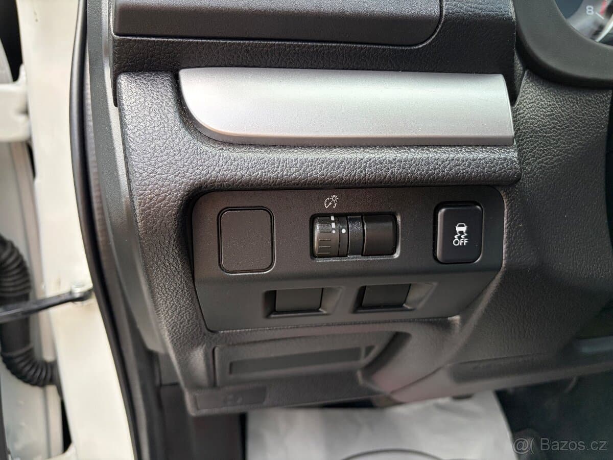 2013 Subaru FORESTER - 13