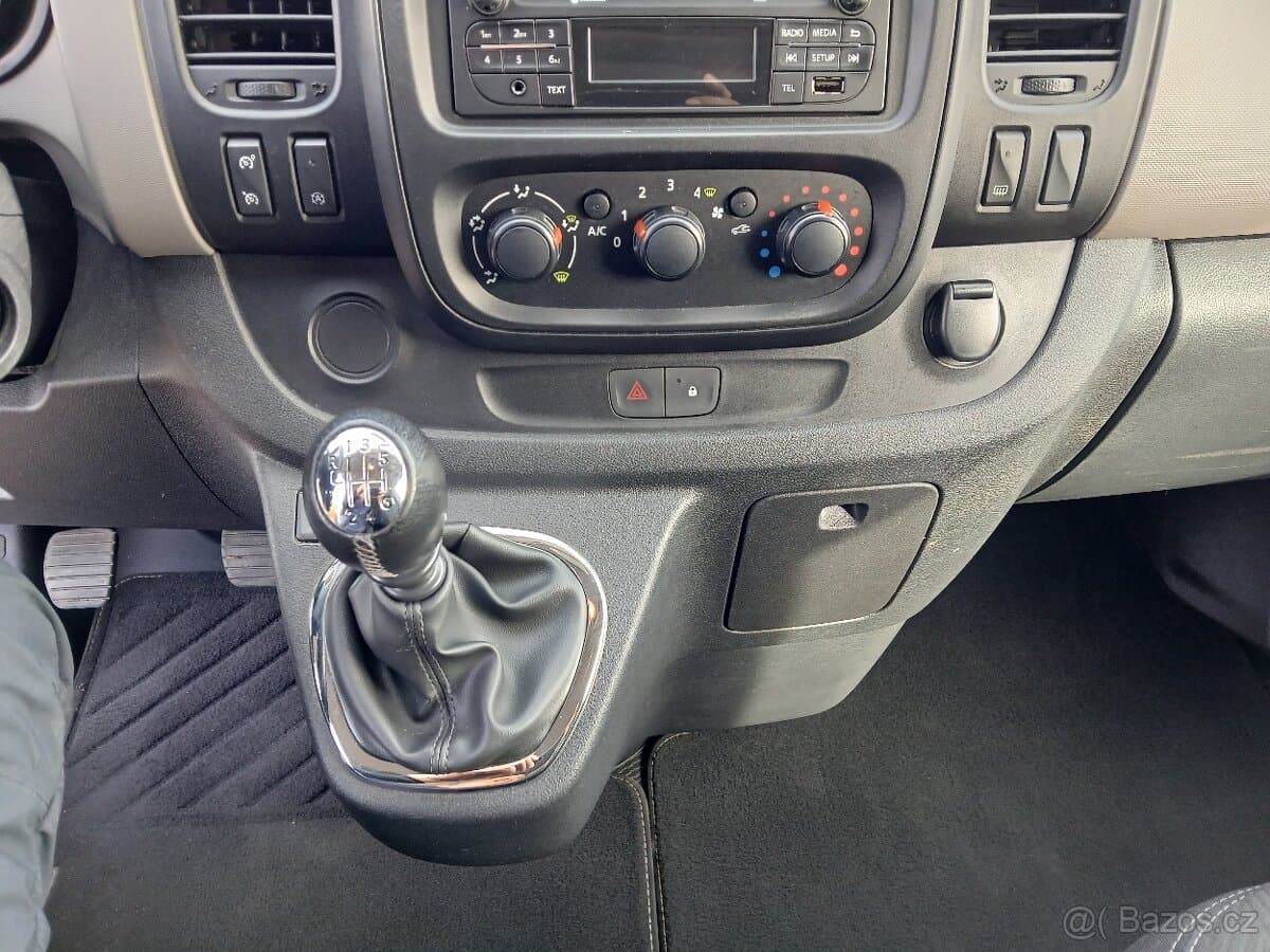 2016 Renault TRAFIC - 13