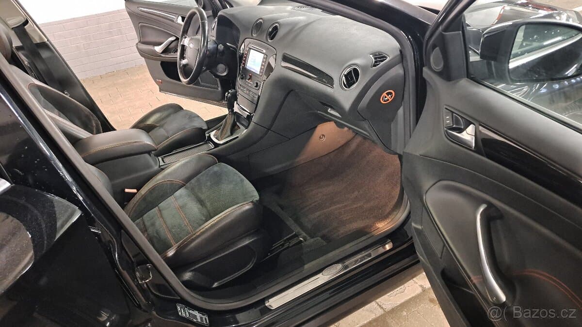 2013 Ford MONDEO - 13