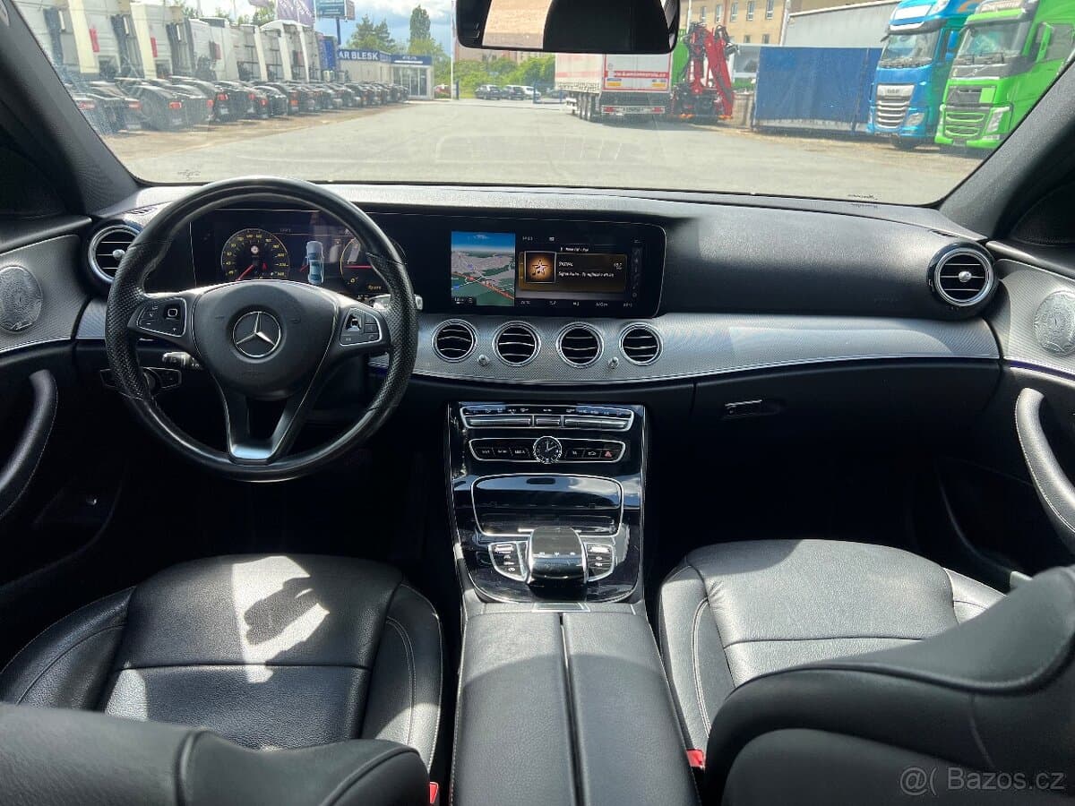2017 Mercedes-Benz OSTATNÍ - 13