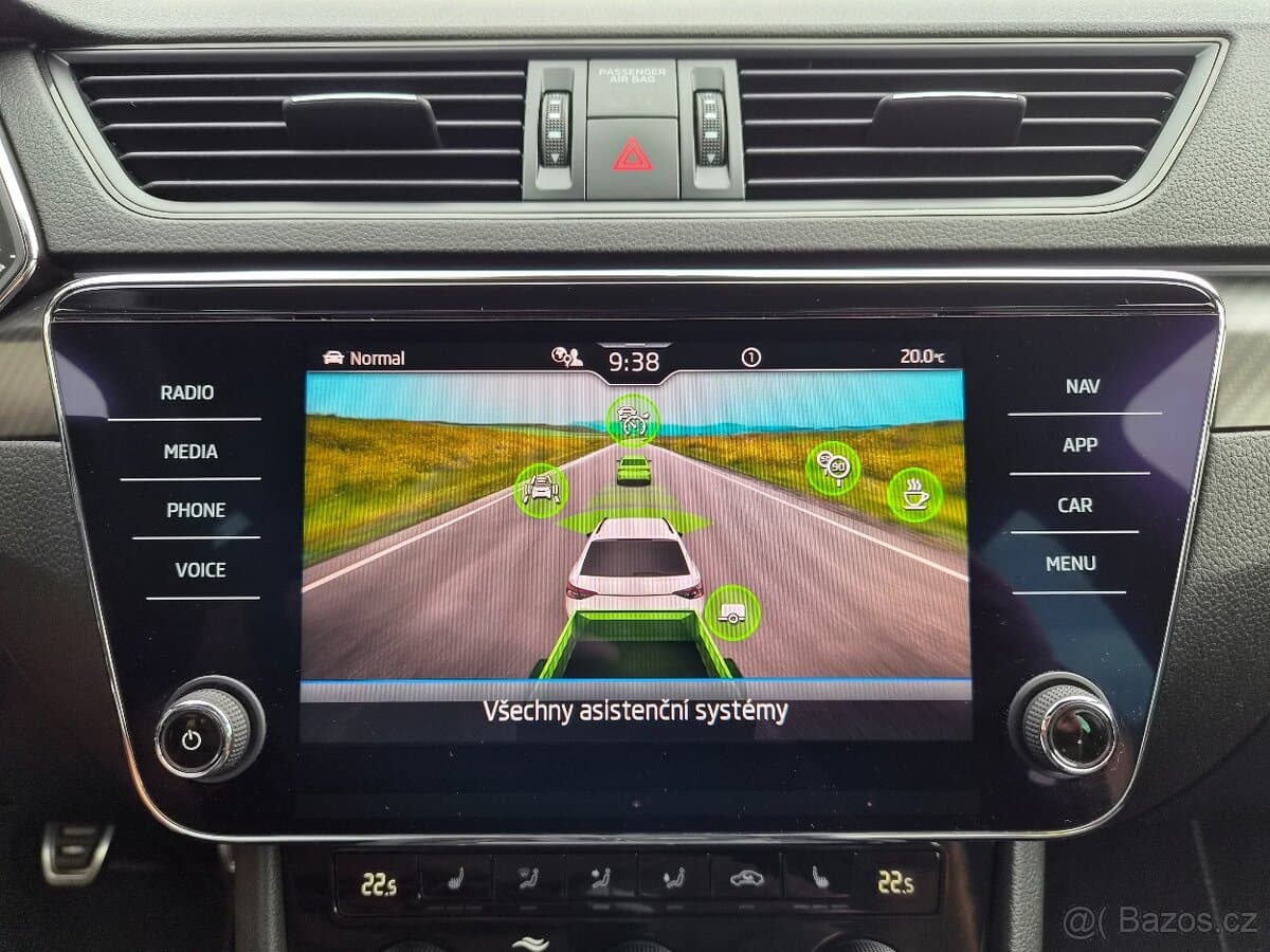 2020 Škoda SUPERB - 13
