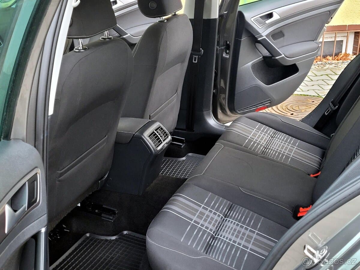 2015 Volkswagen GOLF - 13