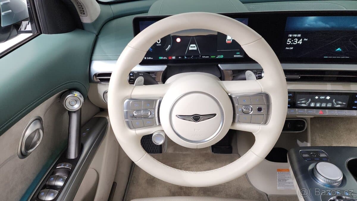 2022 Genesis GV60 - 13