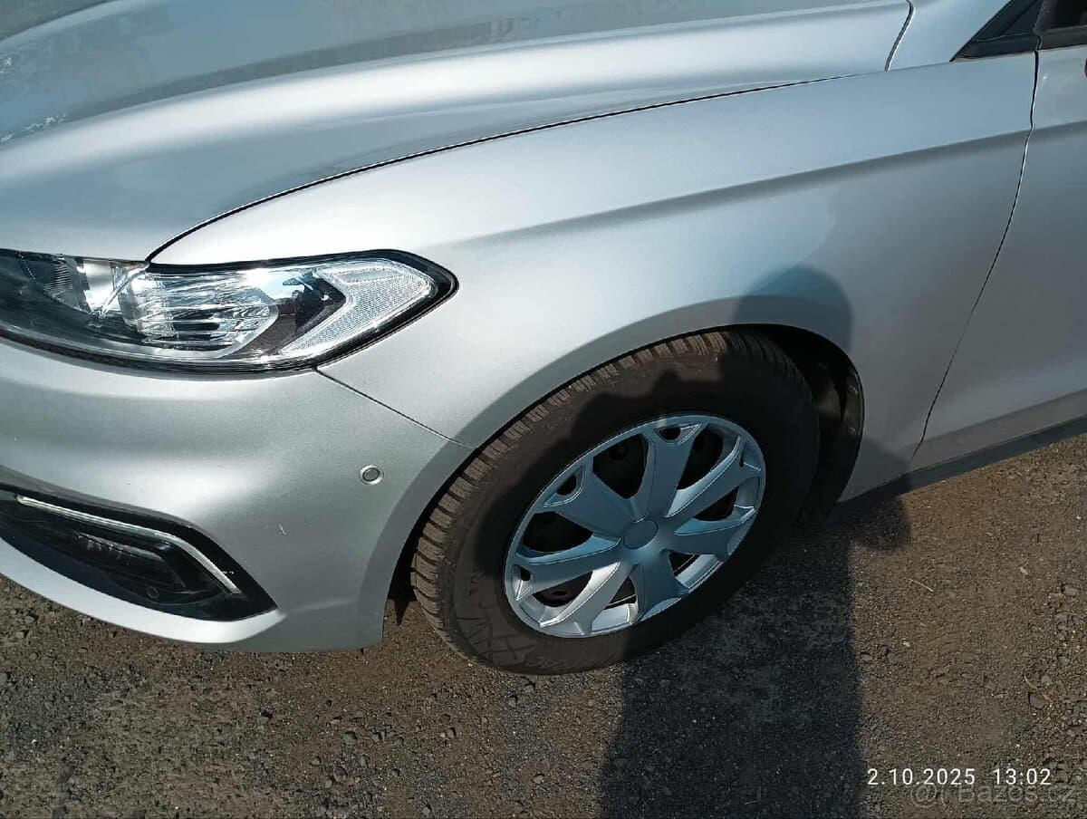 2020 Ford MONDEO - 13