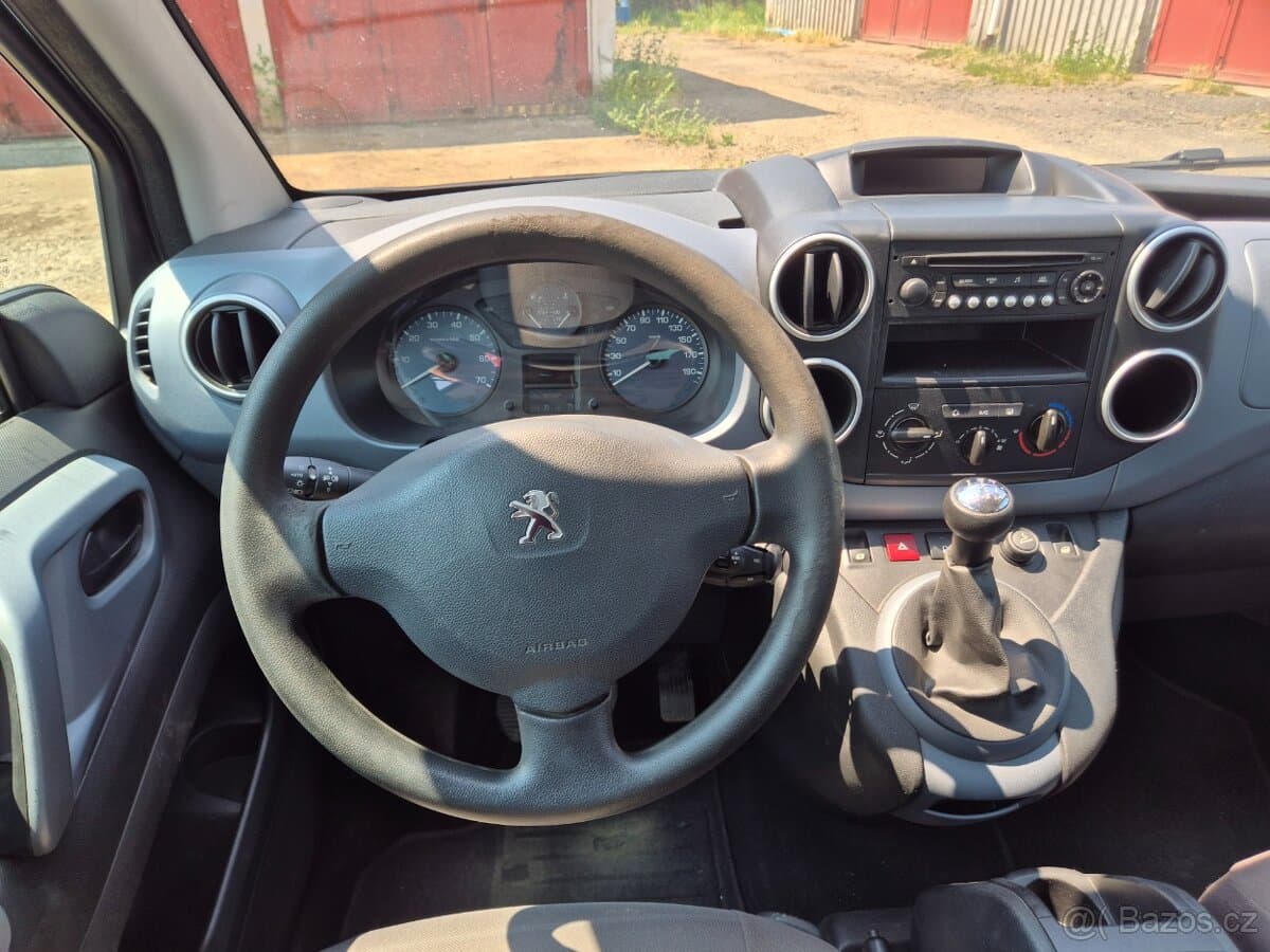 2013 Peugeot PARTNER - 13