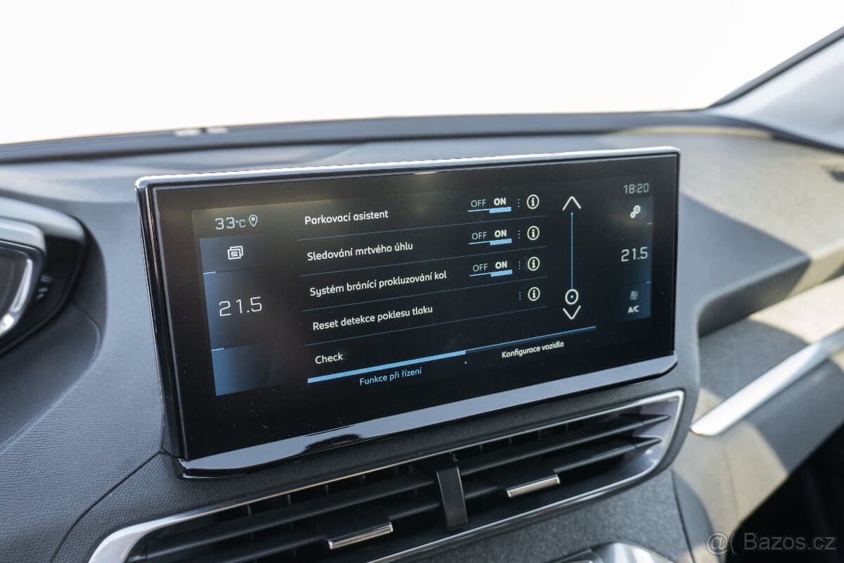 2021 Peugeot 5008 - 13