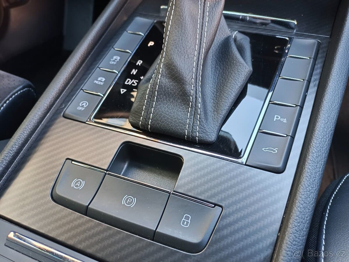 2022 Škoda SUPERB - 13