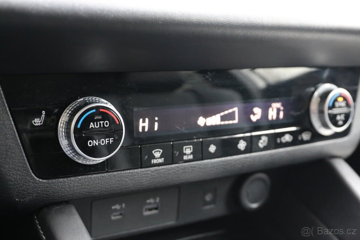 2021 Mitsubishi OUTLANDER - 13