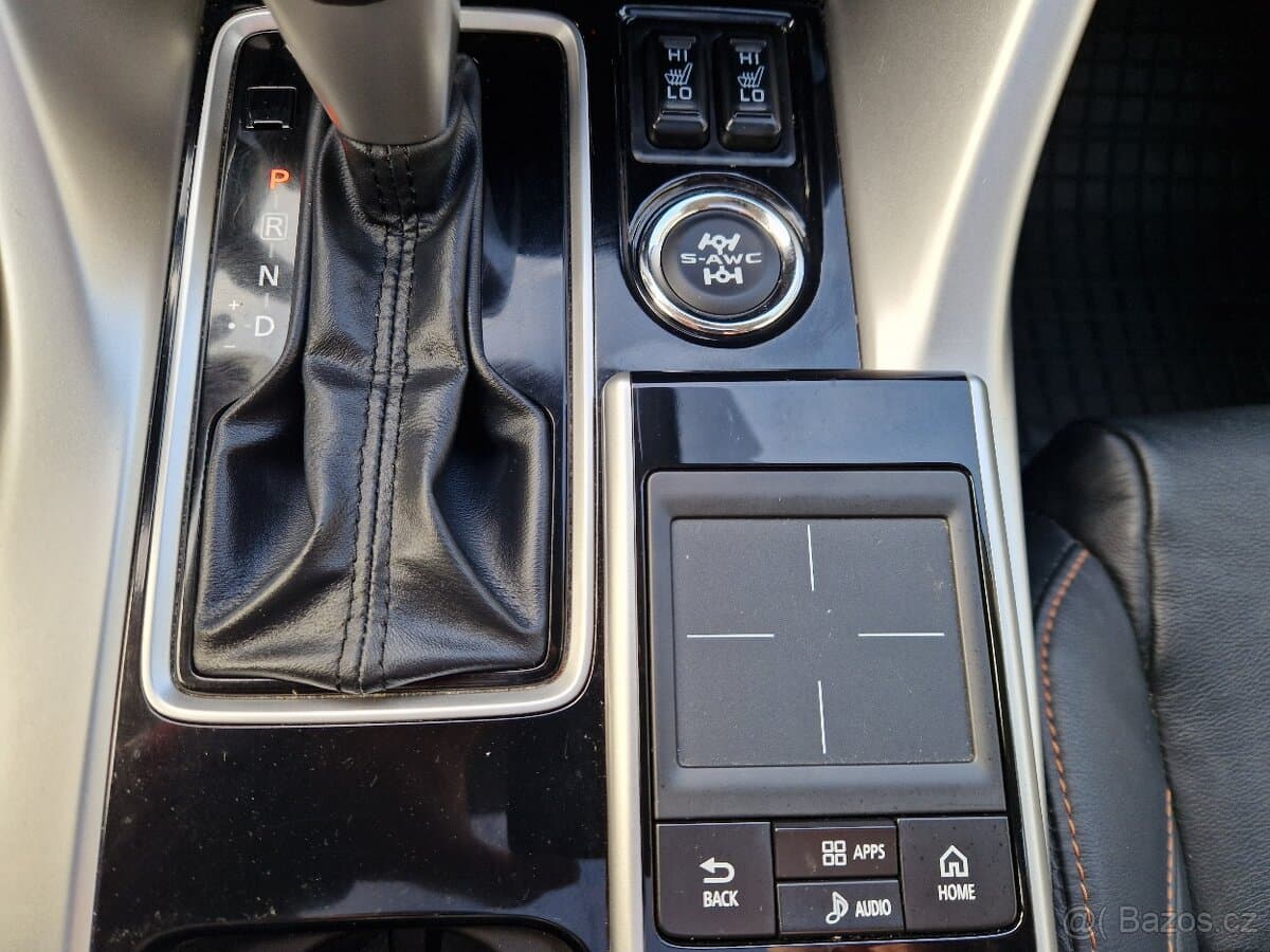 2018 Mitsubishi OSTATNÍ - 13