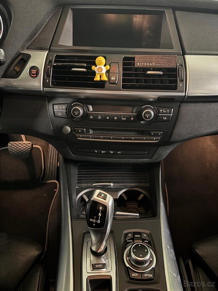 2011 BMW X5 - 13