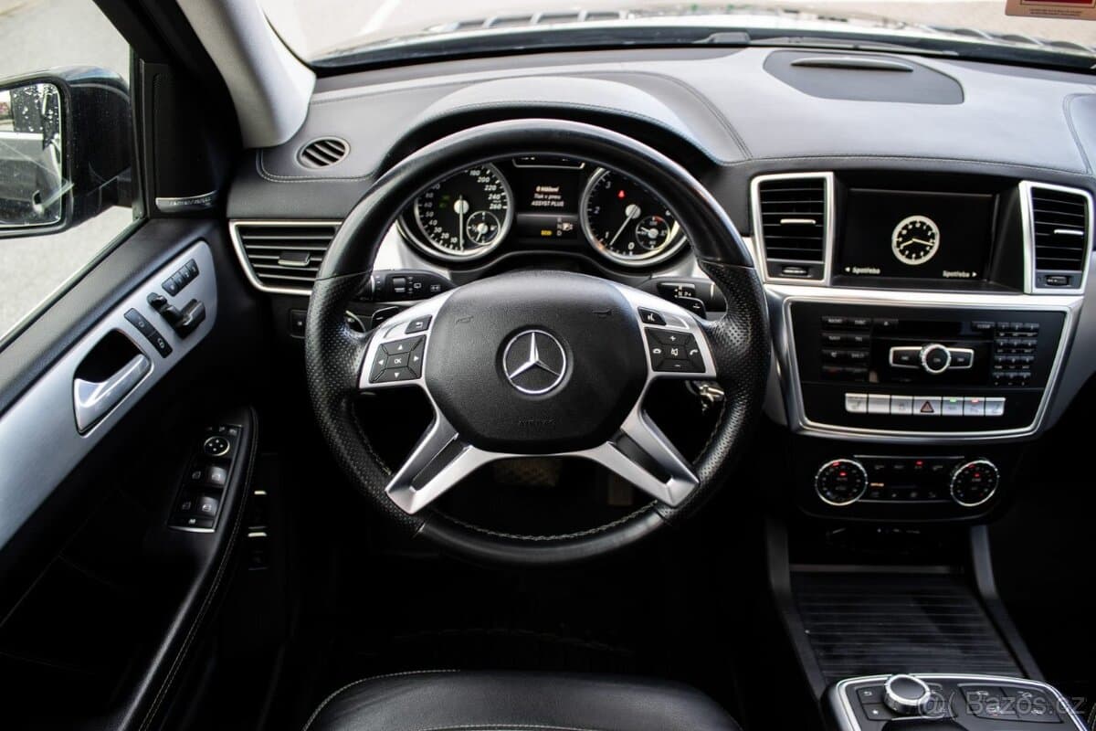 2015 Mercedes-Benz GL - 13