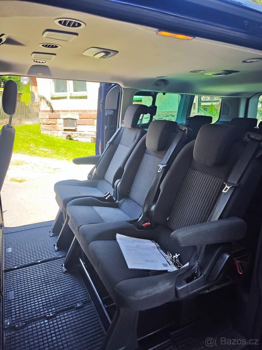 2015 Ford TOURNEO - 13