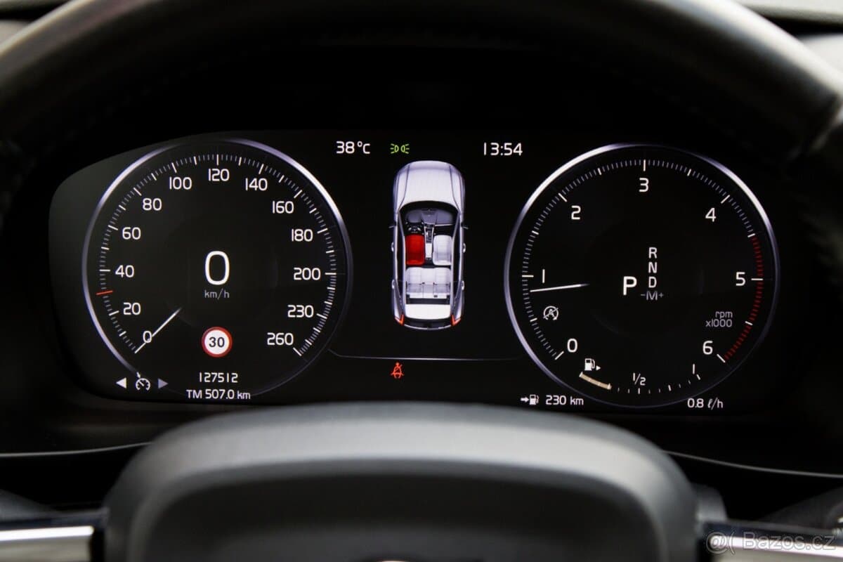 2019 Volvo XC40 - 13