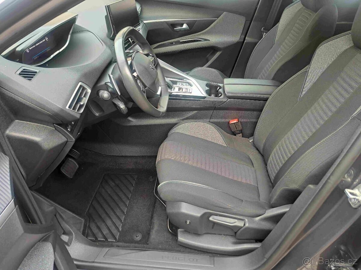 2023 Peugeot 5008 - 13
