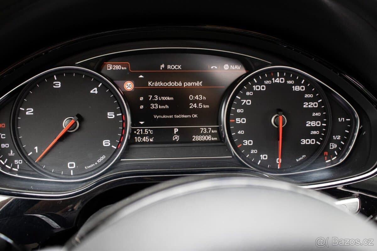2014 Audi A8 - 13